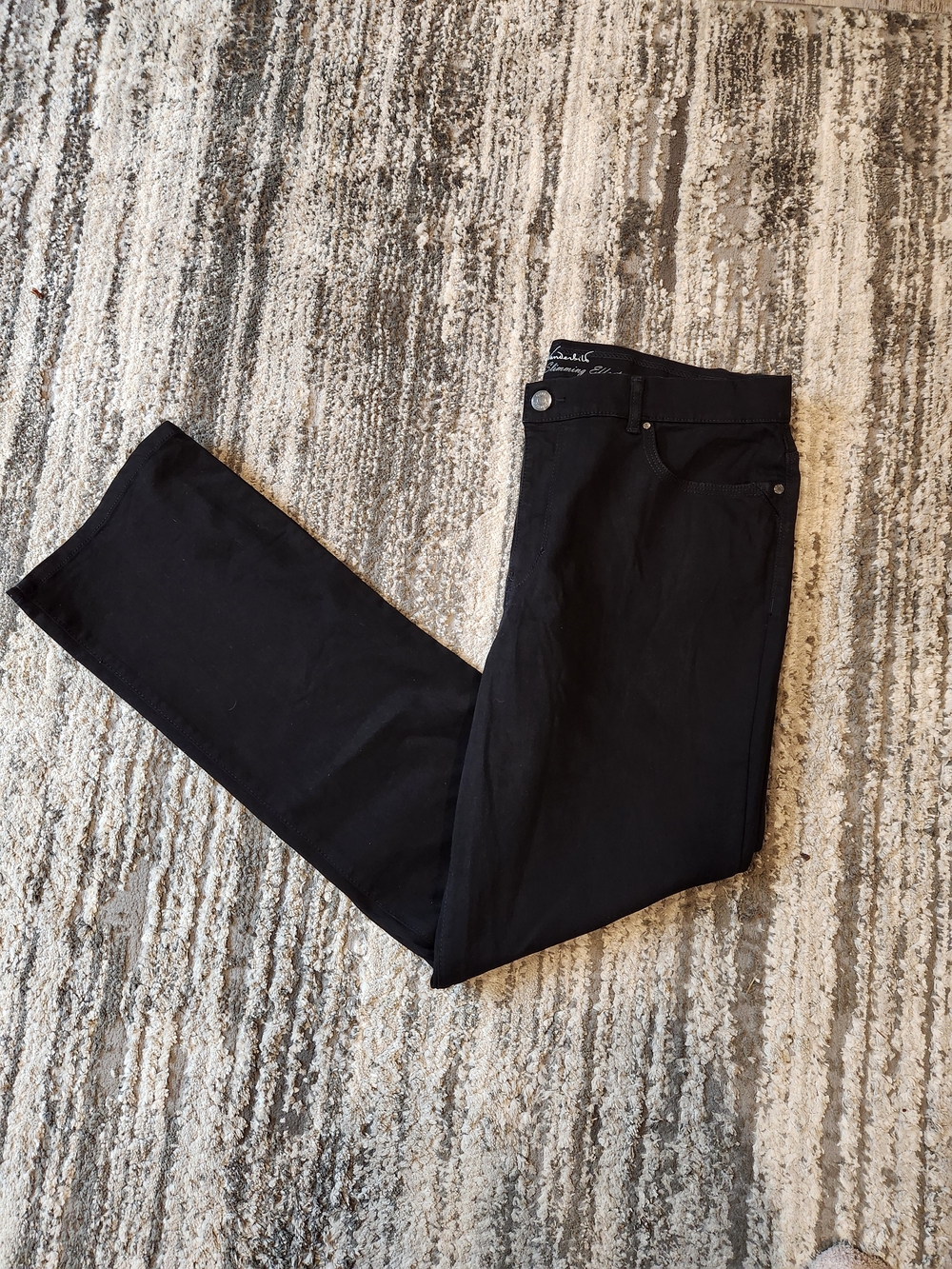Gloria Vanderilt Woman's Size 16 Jordyn Curvy Barely Boot Jeans
